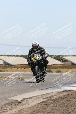media/Aug-03-2025-TrackDaz (Sun) [[bf4a71acf9]]/B Group/1220pm (Wheelie Bump)/